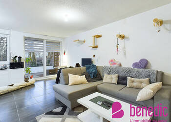 58559313b - Attribut alt par défaut.