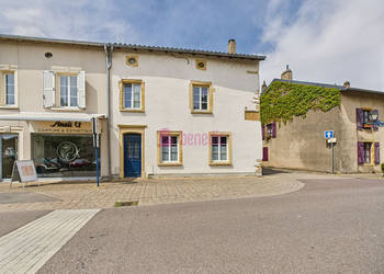 55621900b - Attribut alt par défaut.