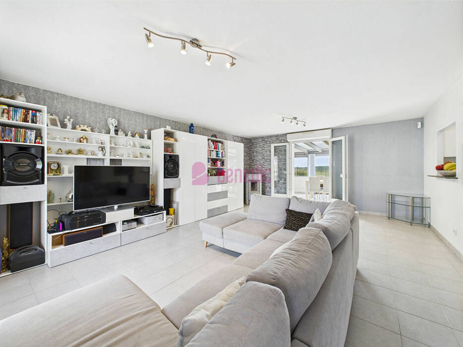 49761945d - Attribut alt par défaut.