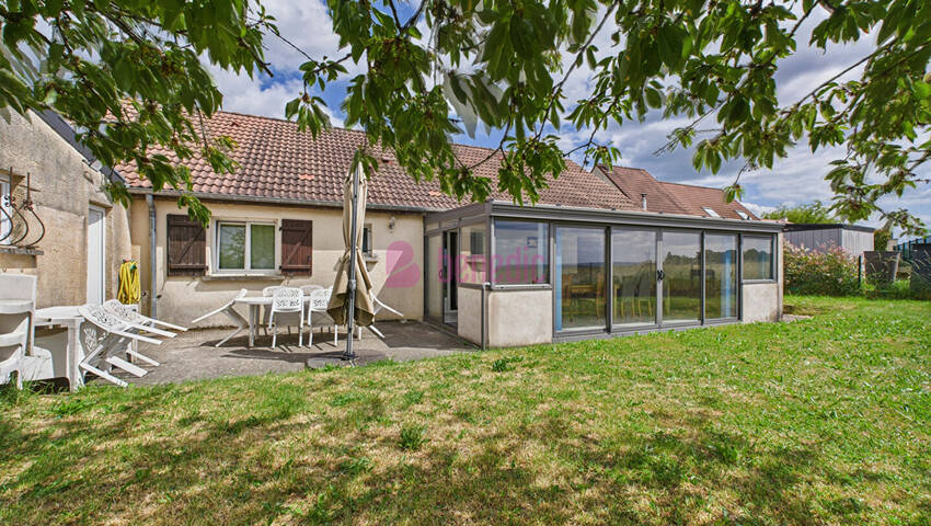 49761945g - Attribut alt par défaut.