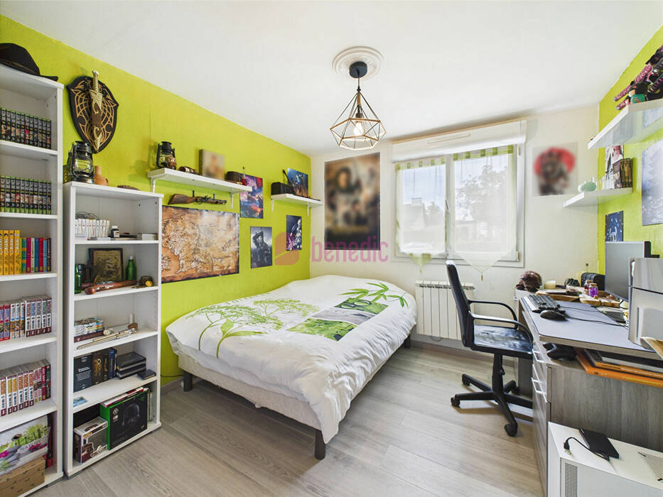 49761945l - Attribut alt par défaut.