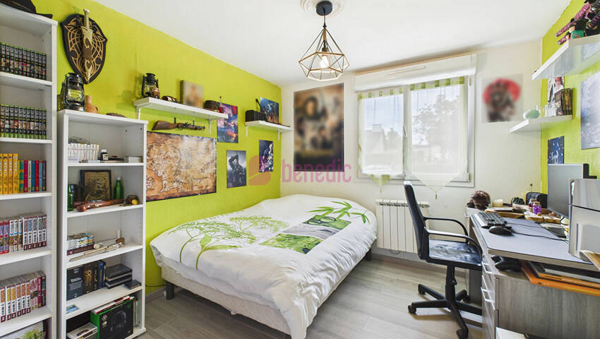 49761945l - Attribut alt par défaut.