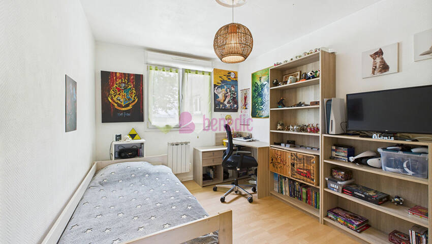 49761945m - Attribut alt par défaut.