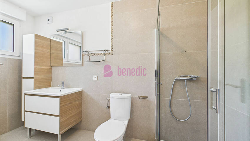 58636238s - Attribut alt par défaut.