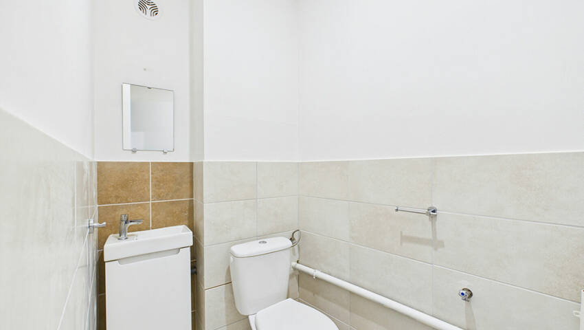 7405372d - Attribut alt par défaut.