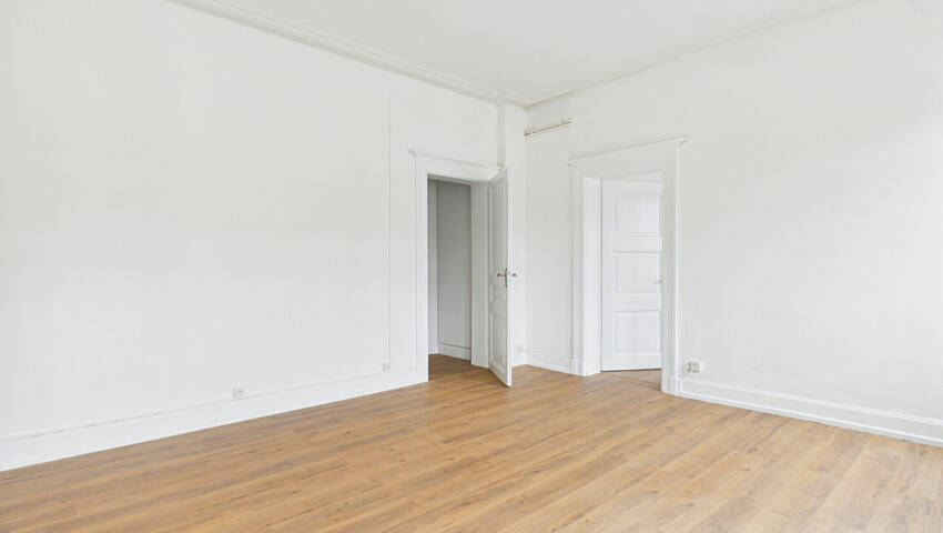 7405372k - Attribut alt par défaut.