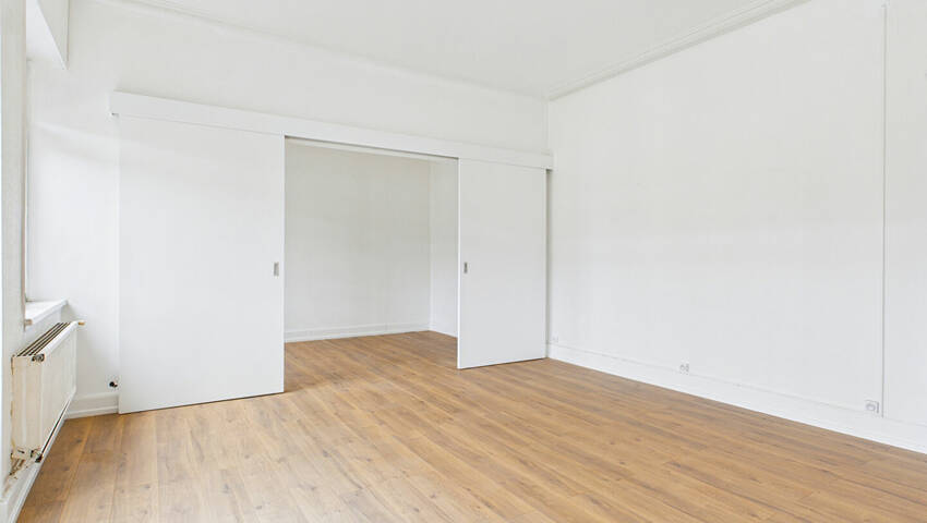 7405372l - Attribut alt par défaut.