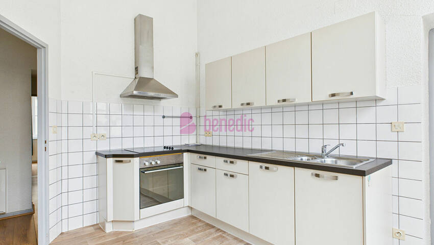 4479796a - Attribut alt par défaut.