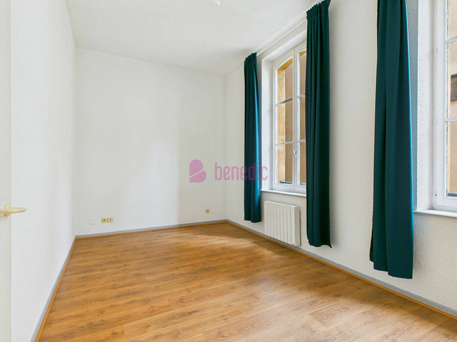 4479796e - Attribut alt par défaut.