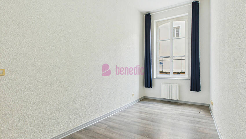 4479796h - Attribut alt par défaut.