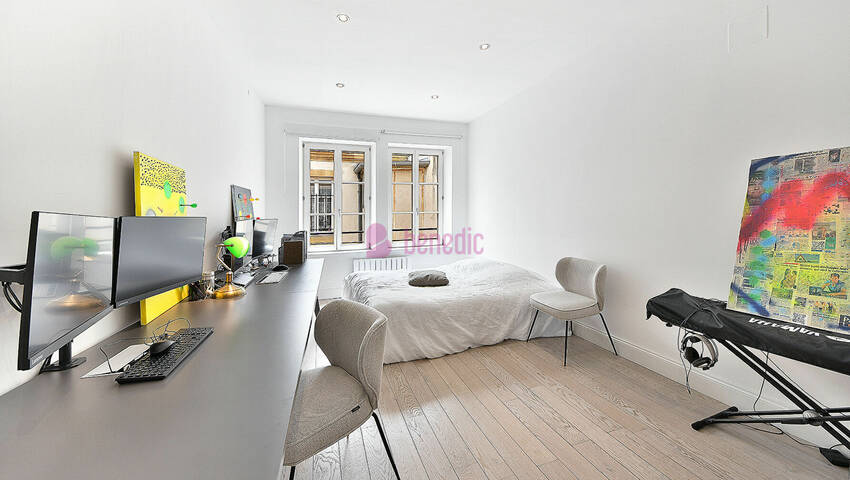 58618452k - Attribut alt par défaut.