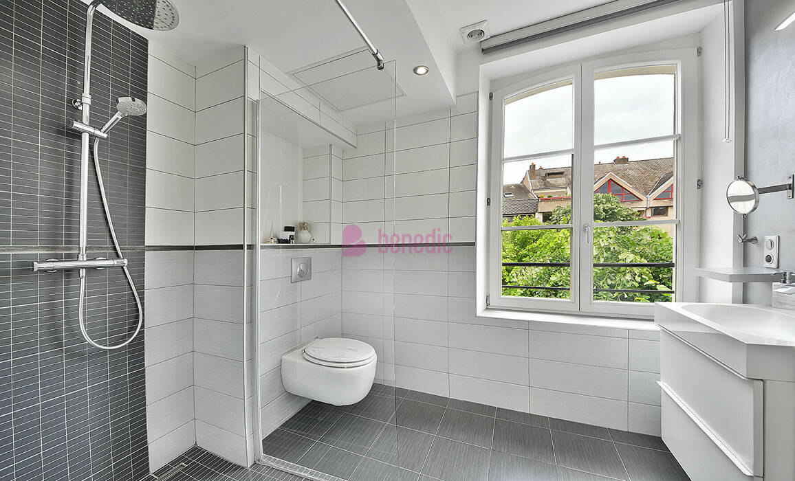 58618452l - Attribut alt par défaut.