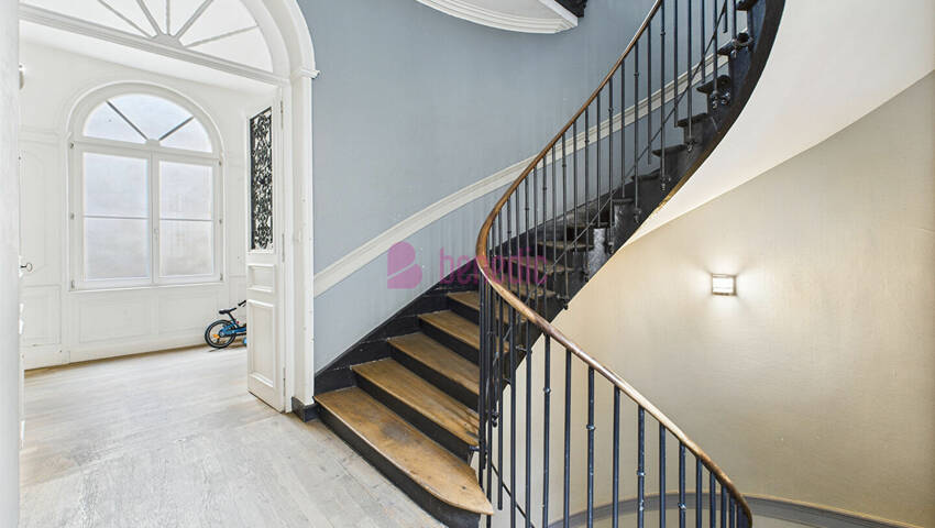 58618452n - Attribut alt par défaut.