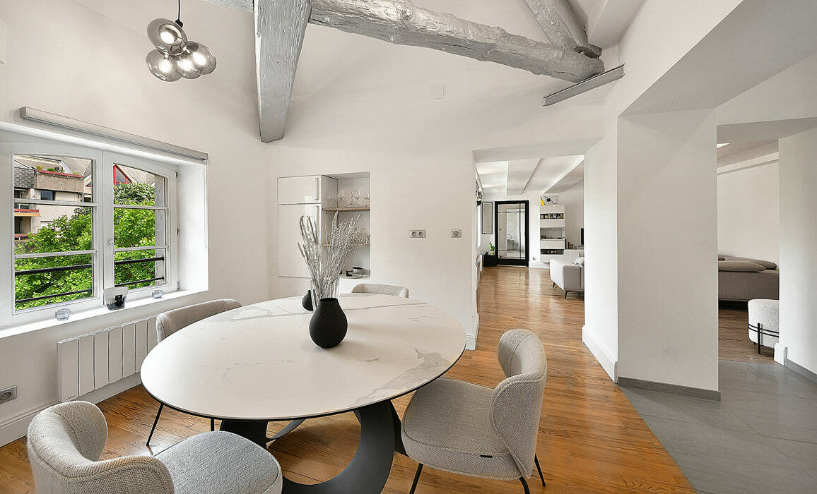 58618452b - Attribut alt par défaut.