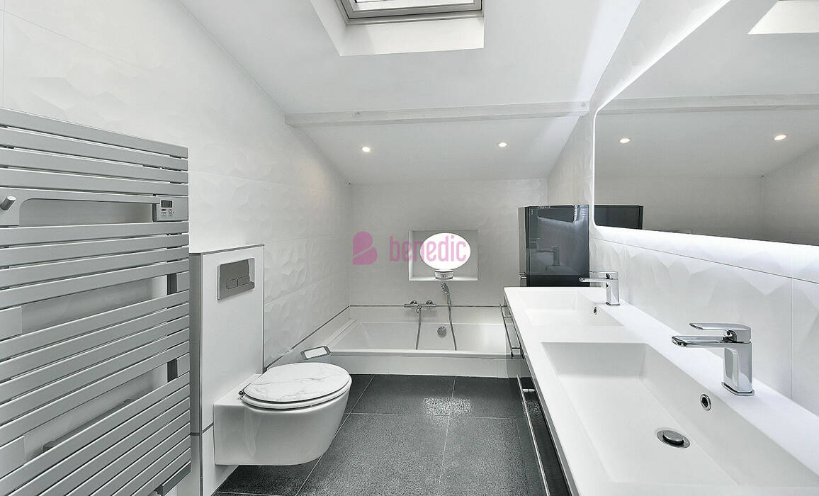 58618452n - Attribut alt par défaut.