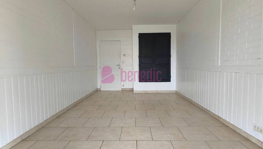 58634692l - Attribut alt par défaut.