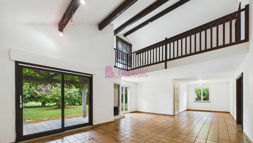 58263703a - Attribut alt par défaut.