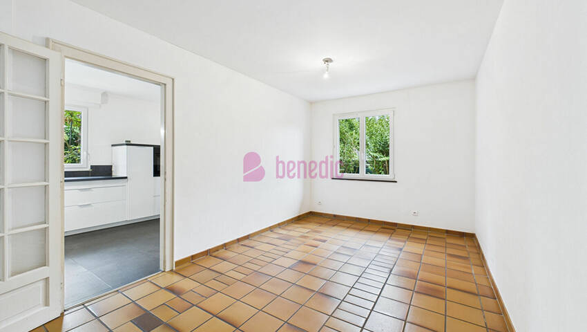 58263703f - Attribut alt par défaut.