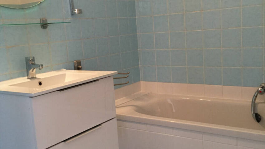 58652416f - Attribut alt par défaut.