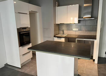 58642406b - Attribut alt par défaut.