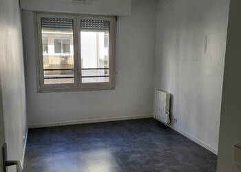 58642406c - Attribut alt par défaut.