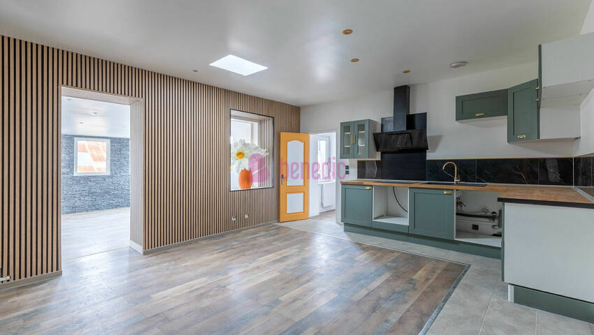 58464105m - Attribut alt par défaut.