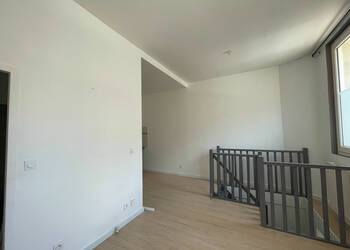 58742301a - Attribut alt par défaut.