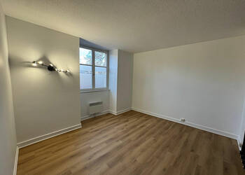 58743058b - Attribut alt par défaut.