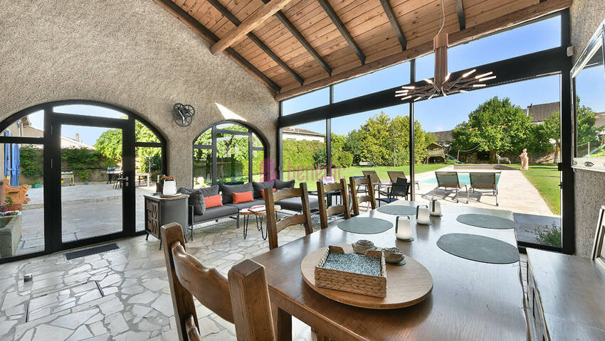 58408956g - Attribut alt par défaut.