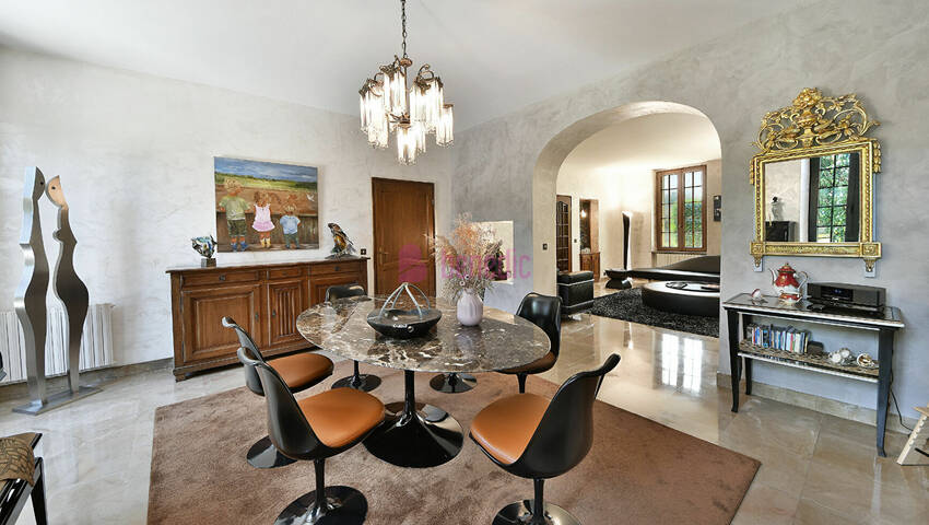 58408956h - Attribut alt par défaut.