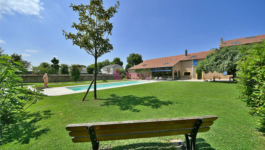 58408956m - Attribut alt par défaut.