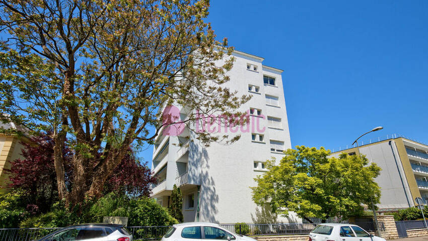 56875297n - Attribut alt par défaut.