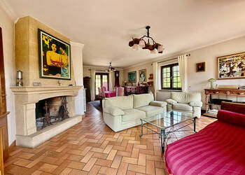 52961158a - Attribut alt par défaut.