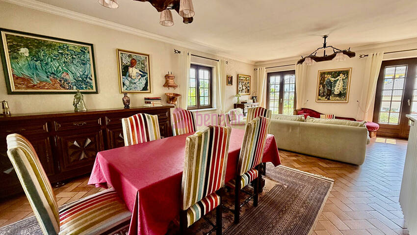 52961158c - Attribut alt par défaut.