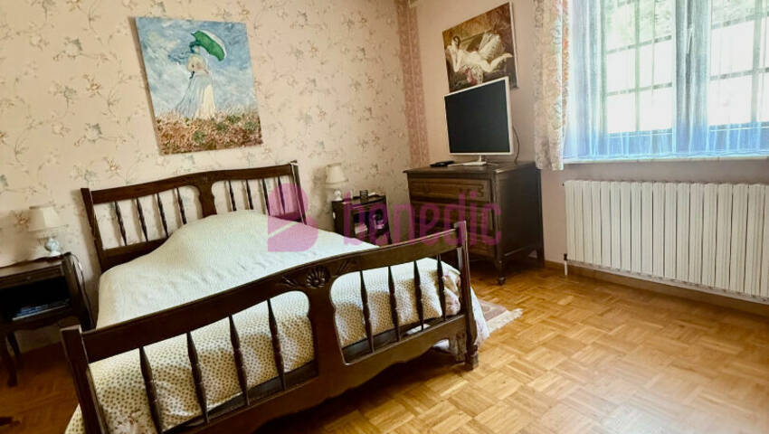 52961158g - Attribut alt par défaut.