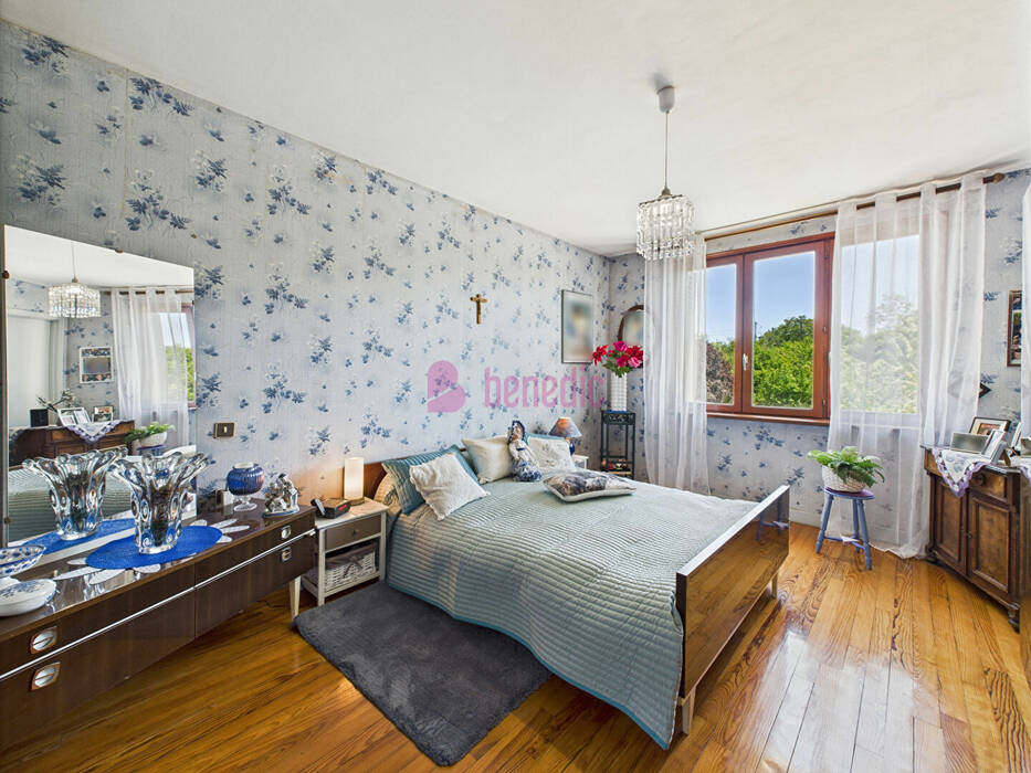 55022599l - Attribut alt par défaut.