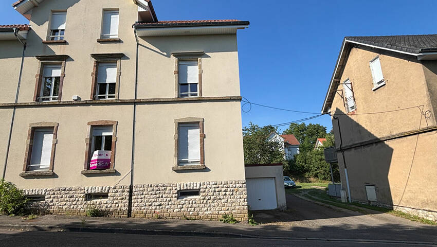 58742175a - Attribut alt par défaut.