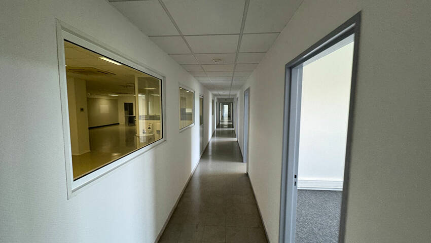 58787624d - Attribut alt par défaut.