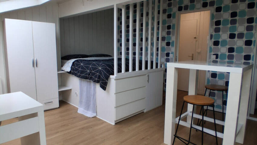 58796943c - Attribut alt par défaut.