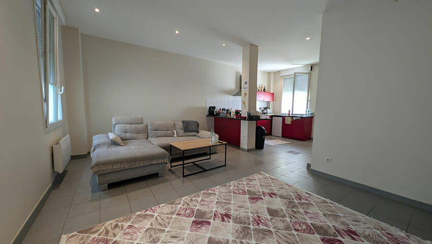 58786581a - Attribut alt par défaut.