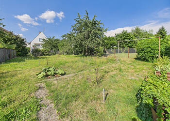 58776596b - Attribut alt par défaut.