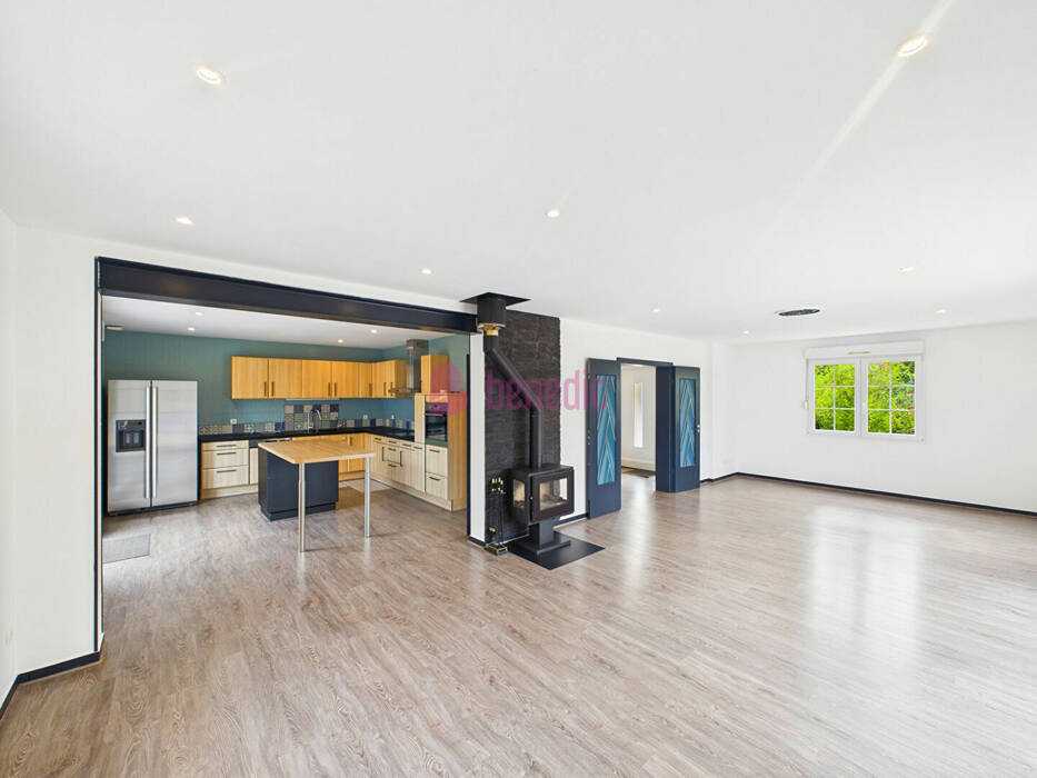 58809070f - Attribut alt par défaut.