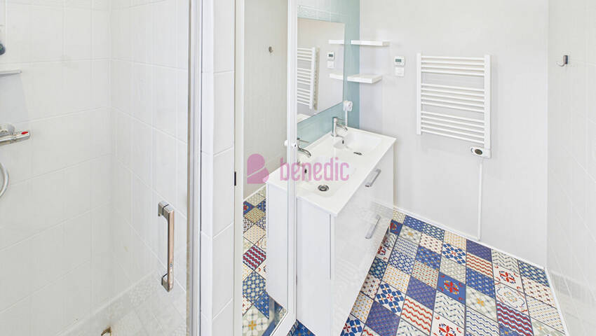 58809070m - Attribut alt par défaut.