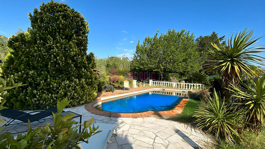 58823459a - Attribut alt par défaut.