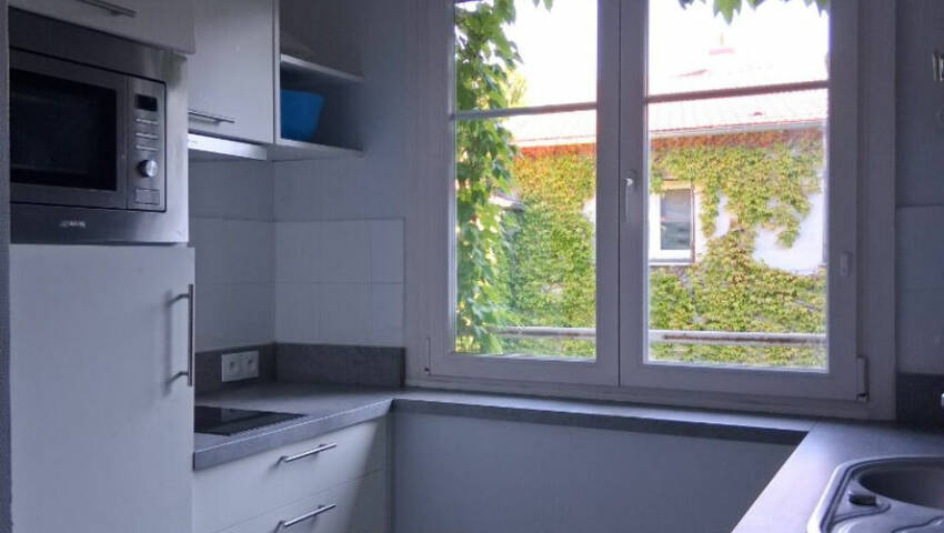 58834535b - Attribut alt par défaut.