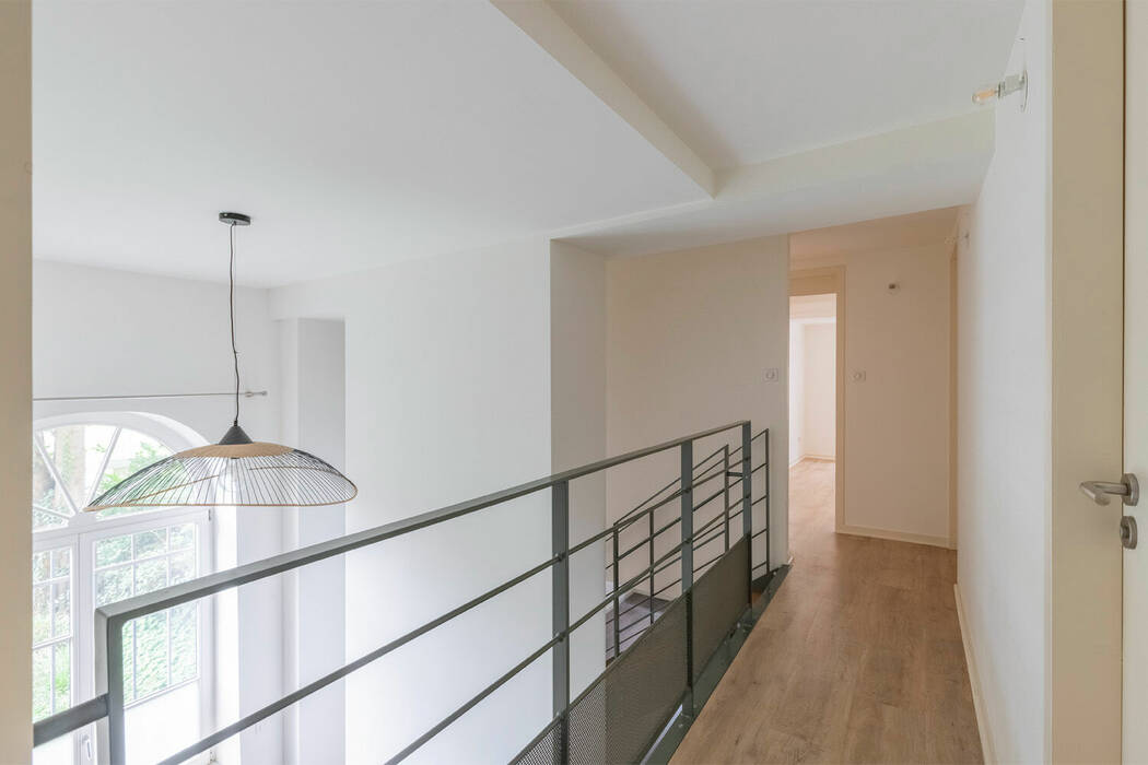 58834466m - Attribut alt par défaut.