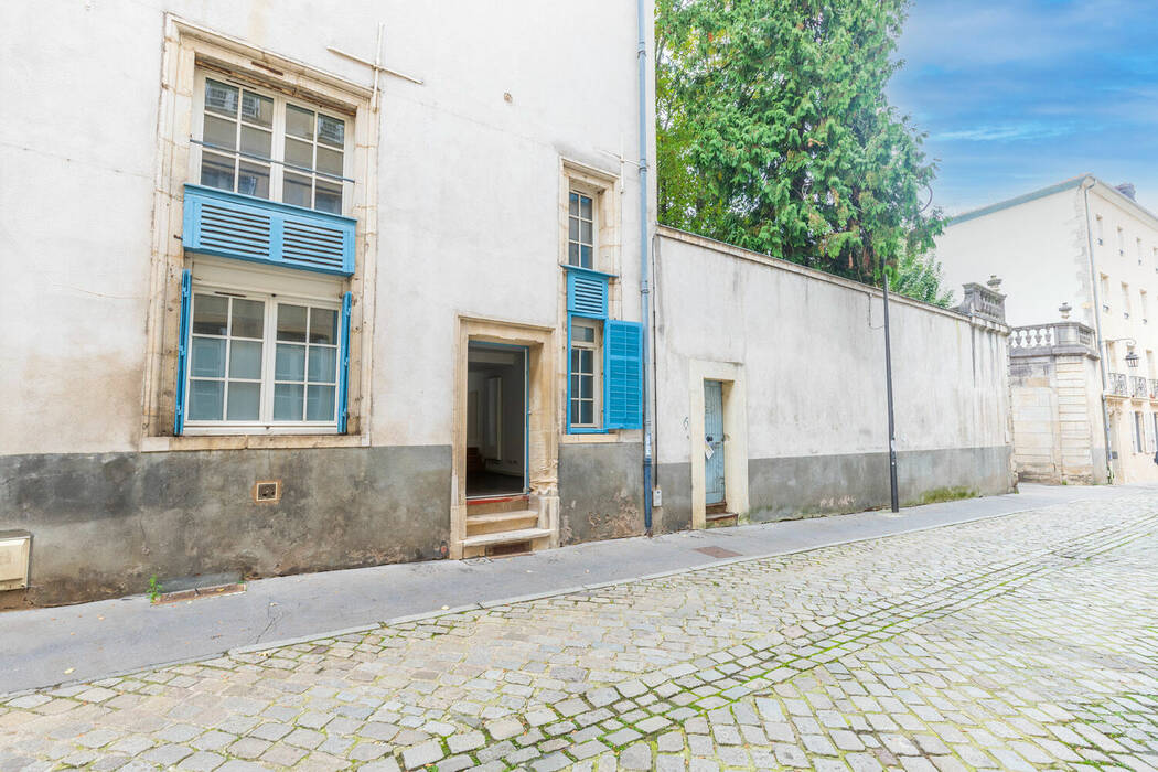 58834466u - Attribut alt par défaut.