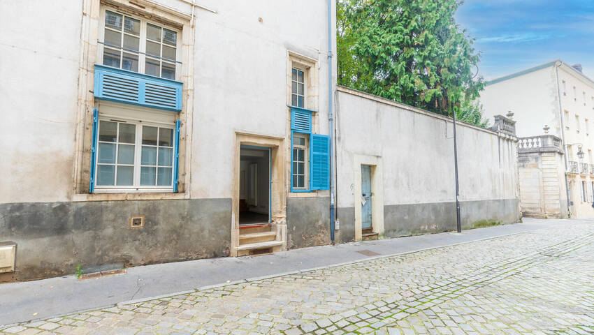 58834466u - Attribut alt par défaut.