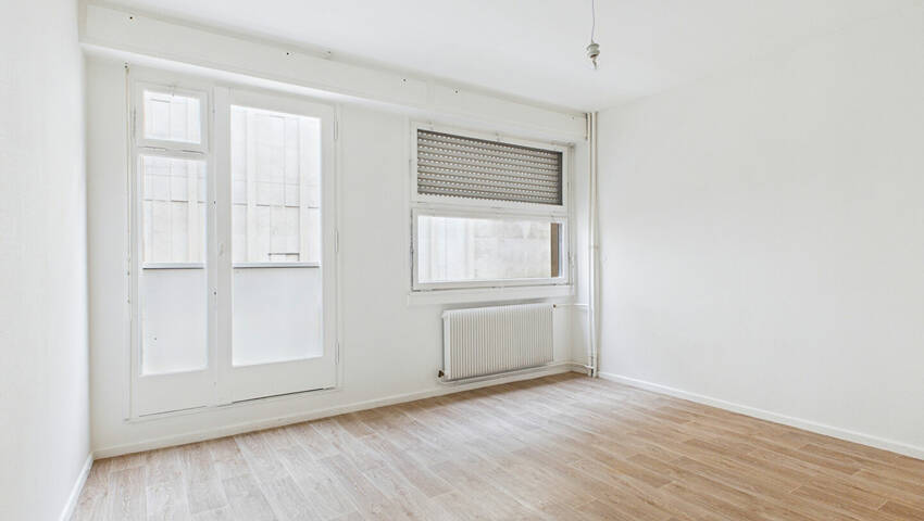 4254728a - Attribut alt par défaut.