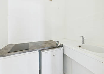 4254728a - Attribut alt par défaut.